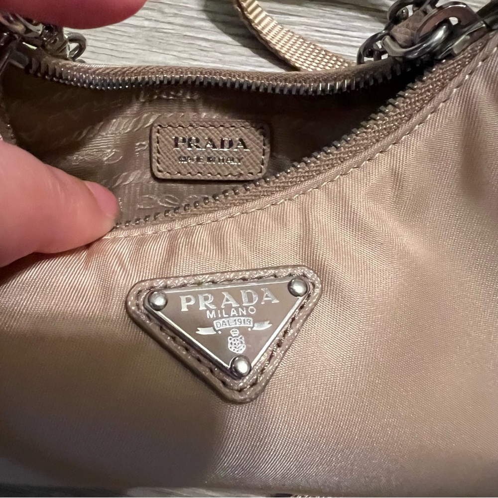 Prada Beige Tan Re-edition 2005 Nylon Mini Bag with Crossbody - Picture 3 of 9